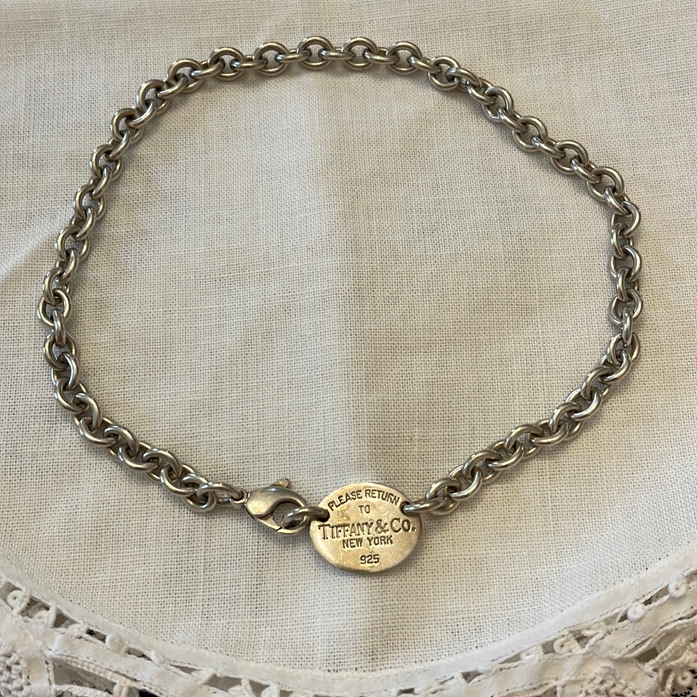 Tiffany return to Tiffany oval neck lace